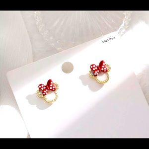 NEW Adorable Minnie Mouse Stud Earrings w/ Sparkling Disney Princess Gift Party